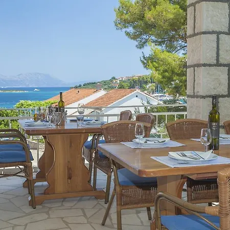 Apartament Maris *
