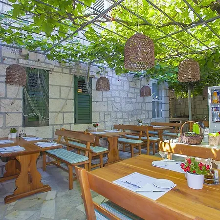 Apartament Maris