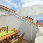 Apartman Maris *