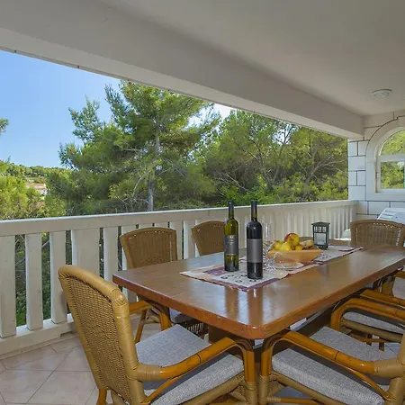 Maris لومباردا