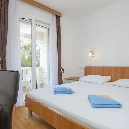 Maris Apartamento Lumbarda