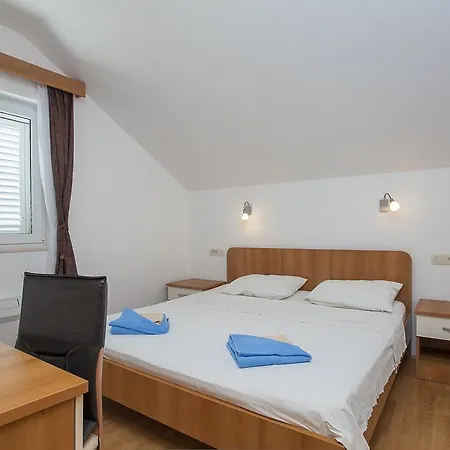 Maris Apartamento Lumbarda